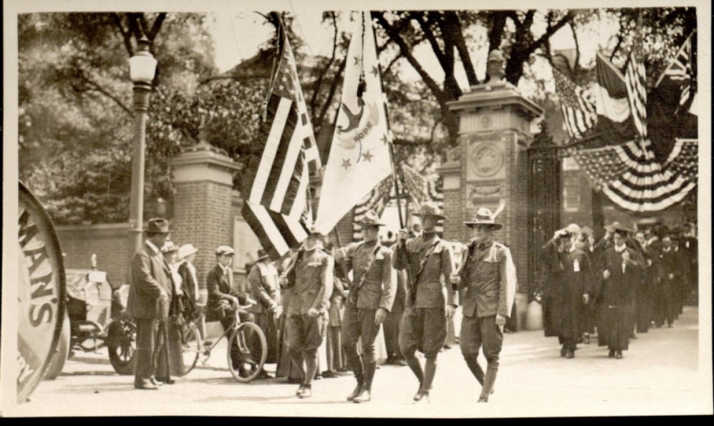 Commencement 1916. Images of Brown.