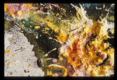 Diapositivas de L’occhio, il lupo, la luna nell’imbuto cosmico [El ojo, el lobo, la luna en el embudo cósmico]. Serie Fotoglifos.